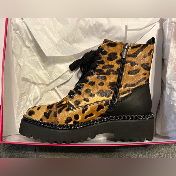 NWT NIB Vince Camuto Mindinta Calf Hair Combat Boot Leopard Print Brown Size 8 - Picture 5 of 10